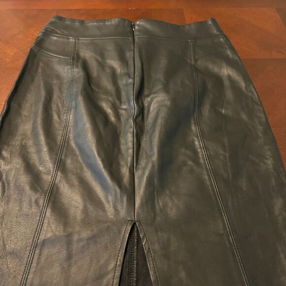 Express Womens Faux Leather Black Pencil Skirt Size 2 With Back Slit - Picture 11 of 13